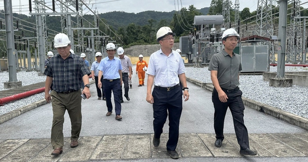 Cụm dự án đường dây phục vụ nhập khẩu điện từ nước láng giềng về Việt Nam hiện ra sao?