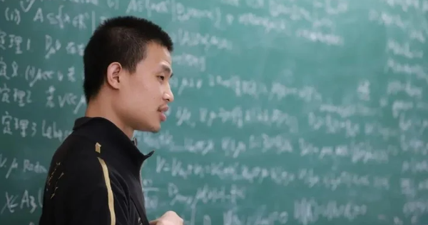 Cách giải trí kỳ lạ của thiên tài toán học Vi Thần, chỉ cần nghe đã khiến học sinh khóc thét, phụ huynh không dám áp dụng