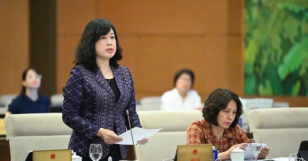 Từ hôm nay, người dân có quyền tự quyết định về số con sẽ sinh