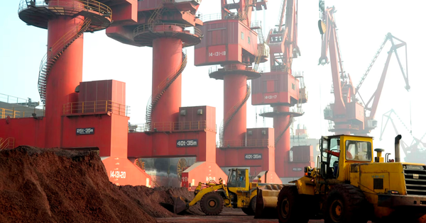 Nằm quyền kiểm soát gần như tuyệt đối với loại hàng hoá quan trọng, Trung Quốc khiến chuỗi cung ứng gián đoạn nghiêm trọng: Hàng loạt quốc gia kêu gọi họp khẩn