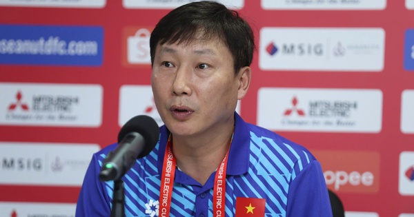 U23 Việt Nam vô địch trên đất Indonesia, HLV Kim Sang-sik chính thức thiết lập kỷ lục Đông Nam Á