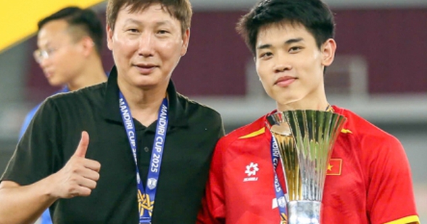 Đình Bắc xuất sắc nhất giải U23 Đông Nam Á 2025