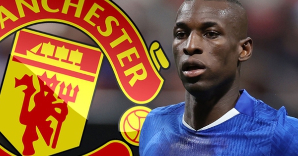Man Utd bỏ ý định mua tiền đạo ‘chân gỗ’