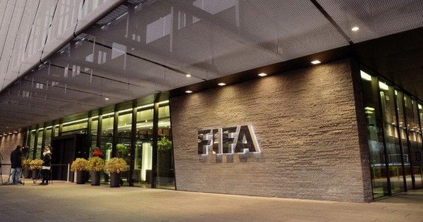 Bóng đá Malaysia gặp rắc rối sau lá thư từ FIFA