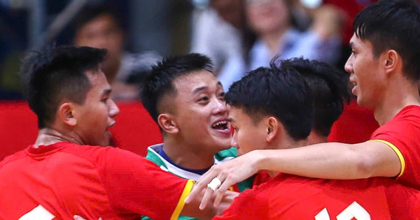 Futsal Việt Nam hội quân, thủ thành Hồ Văn Ý vắng mặt