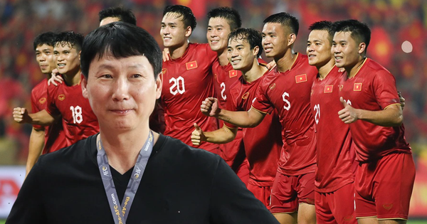 HLV Kim Sang-sik tạm rời “ghế nóng”, ai thay thế dẫn dắt ĐT Việt Nam?