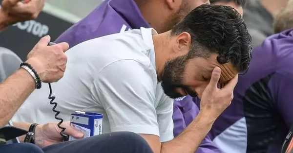 HLV MU trách các học trò đá dở trước Fulham