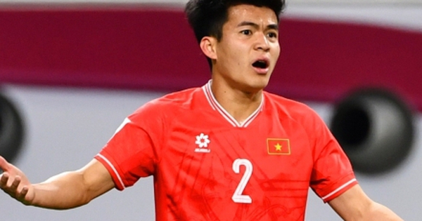 Tuyển thủ U23 Việt Nam bất ngờ chuyển đội bóng phút chót
