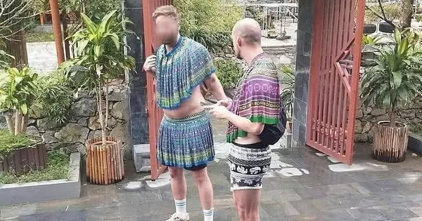 Chấn chỉnh khách Tây mặc váy H"Mông nhảy múa lố...