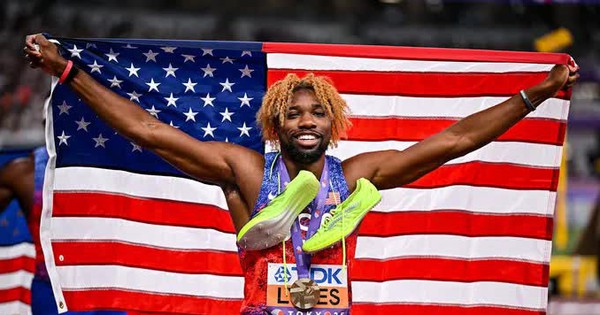 Noah Lyles cân bằng kỷ lục 4 lần vô địch thế giới ở cự ly 200m của Usain Bolt