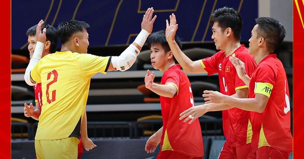 Đại thắng 9-1, tuyển Việt Nam dẫn đầu bảng đấu tại giải châu Á