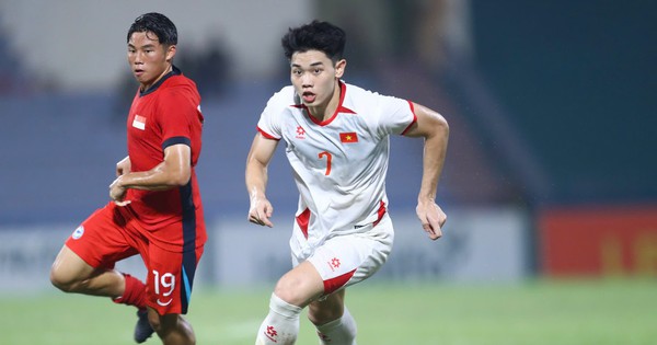 HLV Firdaus Kassim chỉ ra cái tên xuất sắc nhất bên phía U23 Việt Nam