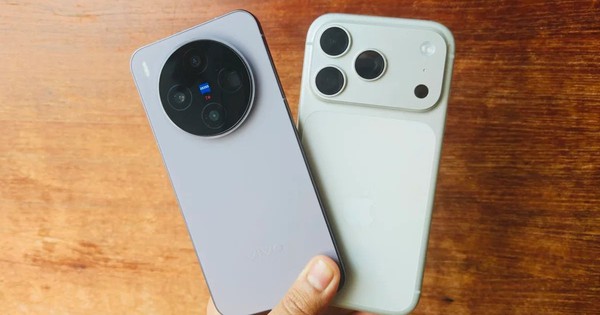 Cây bút công nghệ: "Dùng thử mẫu điện thoại Trung Quốc này, tôi bất ngờ vì nó bé tí hon mà hơn cả iPhone"