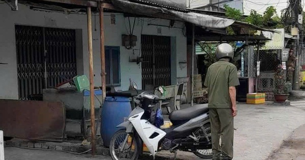 Mở cửa, chủ nhà ở TPHCM phát hiện người đàn ông tử vong