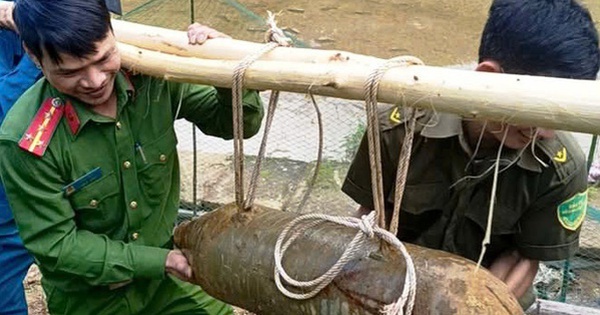 Phát hiện rocket, đạn cối giữa rẫy keo, ruộng lúa ở Quảng Ngãi