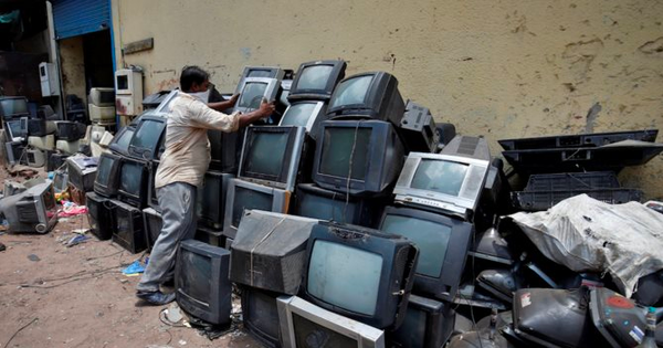 Vì sao đồ điện tử Nhật Bản vứt bãi rác lại được người Việt "nhặt về", cắm điện dùng 10 năm mãi không hỏng?