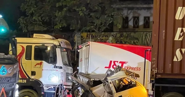 4 ô tô va chạm liên hoàn ở TPHCM, một người bị thương