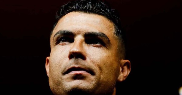 Ronaldo tuyên bố rời đội tuyển Bồ Đào Nha