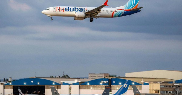 Cơ trưởng bị đâm trọng thương, vậy ai đã hạ cánh chiếc máy bay của Flydubai nghi bị cơ phó định tấn công khủng bố?