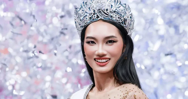 Tranh luận phần ứng xử của Hoa hậu Quỳnh Anh và rapper Pháo là Á hậu
