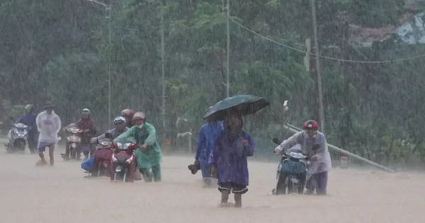 Miền Trung đón mưa rất lớn