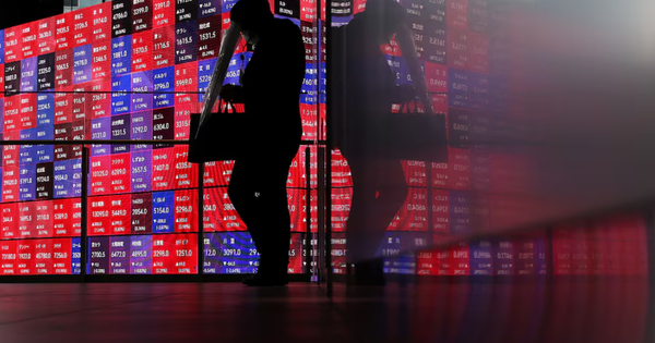 Khả năng Fed tăng lãi suất tháng này tụt sâu 22%, chứng khoán châu Á khởi sắc