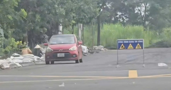 Làm rõ clip dùng ô tô con để lu lèn đường nhựa ở Đắk Lắk