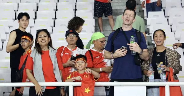 CĐV Việt Nam khó mua vé xem trận tranh hạng 3 FIFA ASEAN Cup