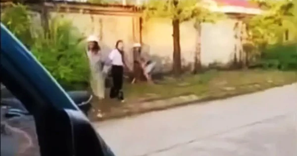 Ba mẹ con cô giáo bị chém trên đường: Người mẹ và con gái 11 tuổi qua cơn nguy kịch