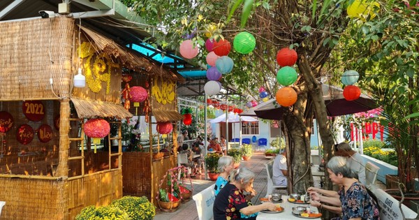 Việt Nam đã có "nhà dưỡng lão" cực xanh mát, nhiều hồ nước và khuôn viên rộng rãi: Tổ chức sinh nhật đủ đầy hàng tháng, nhận chăm sóc trọn đời từ 500 triệu