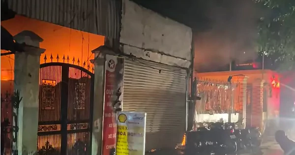 Nhân chứng vụ cháy tiệm sửa xe máy khiến 2 người tử vong: 'Tôi gọi 3 cuộc điện thoại không ai nghe máy'
