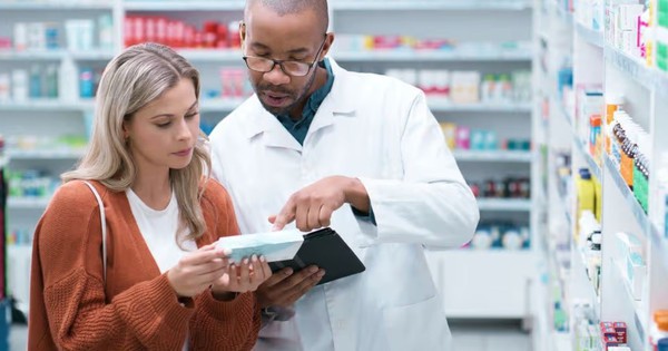 Bác sĩ đa khoa cảnh báo trực tiếp những ai đang dùng điện thoại kiểu này