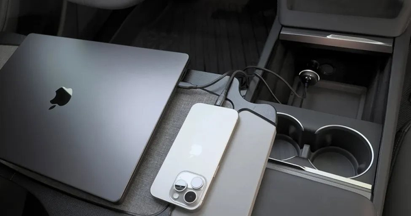 Lẽ ra phải ngày càng rẻ đi, món đồ mà gần như ai cũng "ôm ấp" hàng ngày này lại "tăng như giá vàng"