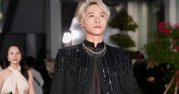 Hoàng Long từ Mưa Đỏ đến WeChoice Awards 2025: Diễn xuất trực tiếp gây bão