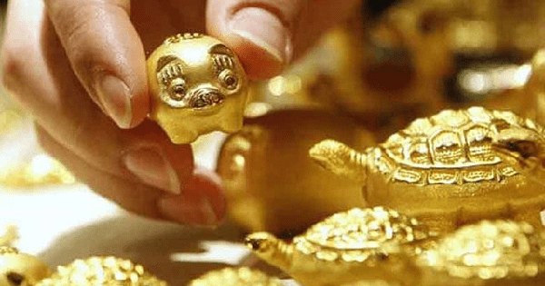 Thìn tài lộc đổ về từ nhiều nguồn, Dậu cảm xúc có chút bất ổn ngày 11/2