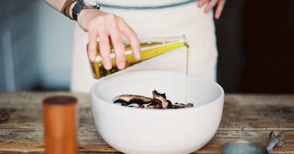 Không cần kiêng sạch chất béo: Đây là cách hạ cholesterol chỉ sau 10 ngày