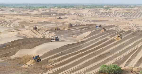 Trung Quốc biến sa mạc Taklamakan thành ‘bể chứa carbon’