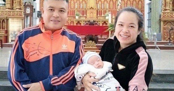Gần 1 thập kỷ hiếm muộn, vợ chồng trẻ Ninh Bình đón Tết trọn vẹn bên con