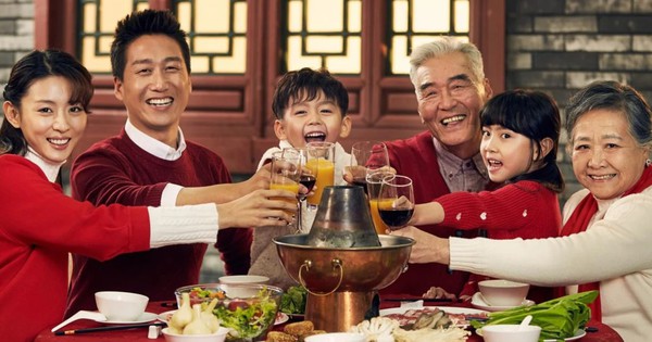 Nên ăn gì, nói gì và mua gì vào dịp Tết Nguyên Đán để mang lại năng lượng tích cực, may mắn