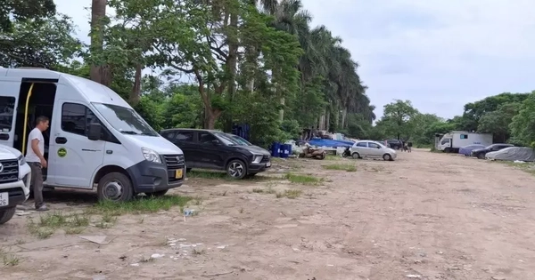 Hà Nội: Một phường có 54 bãi xe trái phép