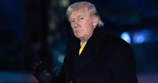 Tổng thống Donald Trump cảnh báo Iran về hậu quả "rất tàn khốc"