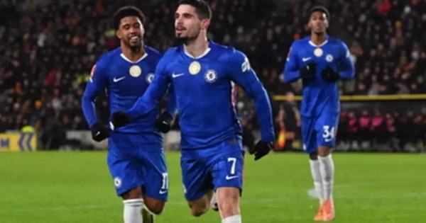 Chelsea đè bẹp Hull bằng hat-trick siêu hạng của Pedro Neto