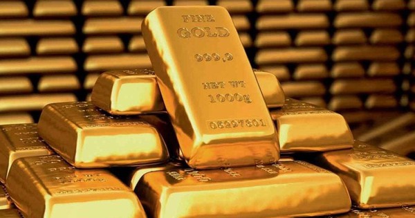 Giá vàng hôm nay 2/2: Tiếp tục lao dốc, SJC và vàng nhẫn "nín thở"!