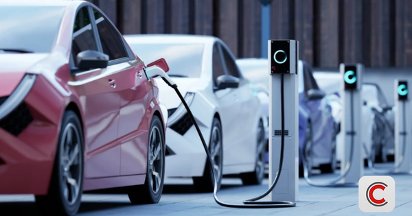 Mỹ ép IEA từ bỏ Net Zero: Liệu xe xăng có hồi s...