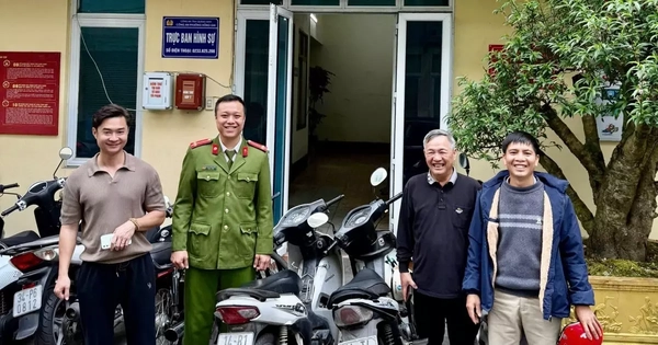 Hai người lạ đi nhầm xe nhau 7 ngày Tết