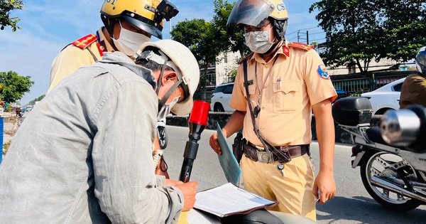 Những lỗi đi xe máy dễ bị phạt 8 triệu đồng nhất, không phải ai cũng biết