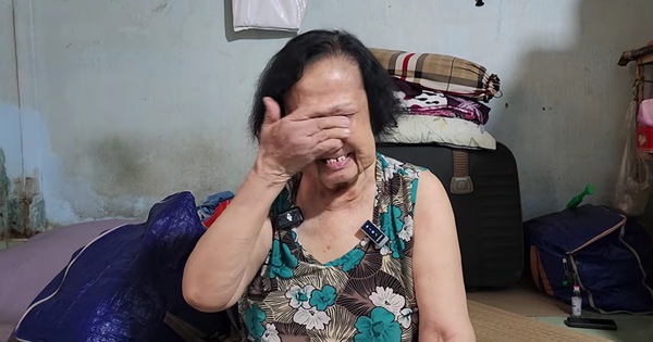 Nữ nghệ sĩ 70 tuổi không có gạo ăn, bật khóc: 