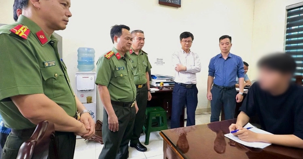 Thanh Hoá: Khám xét khẩn cấp nhà nam sinh lớp 12 cầm đầu đường dây phát tán mã độc toàn cầu