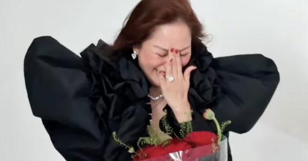 Khánh Thi không thể kiềm chế, bật khóc vì hành động của Phan Hiển