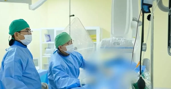 Chạy nước rút cứu bệnh nhân hai lần 'ho ra máu sét đánh'